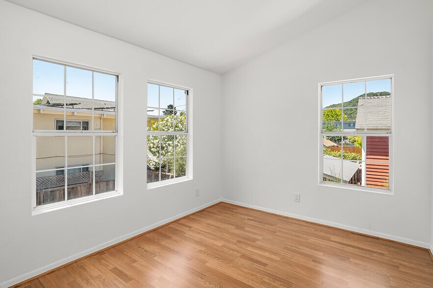 More Photos Of 523 B St, San Rafael Multifamily For Sale