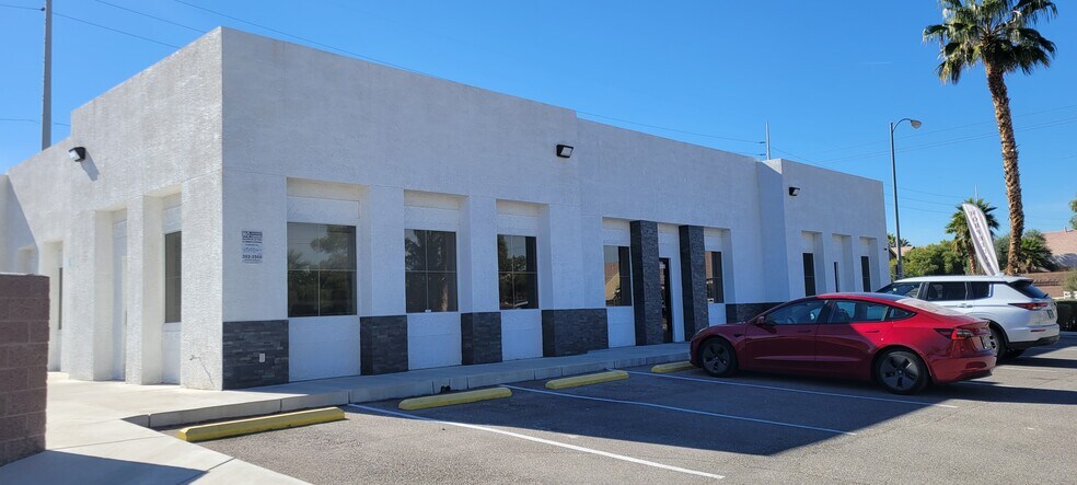More Photos Of 6094 S Sandhill Rd, Las Vegas Hospital For Lease