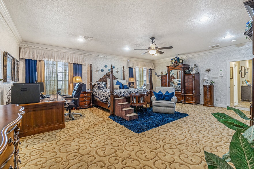 More Photos Of 1454 Oday Rd, Pearland Light Manufacturing For Sale