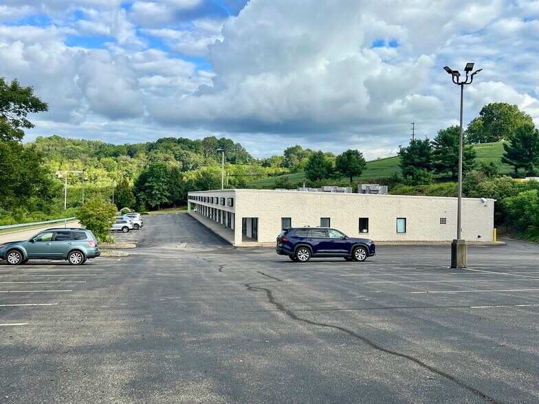 More Photos Of 1036-1062 Corporate Ln, Export Medical For Lease