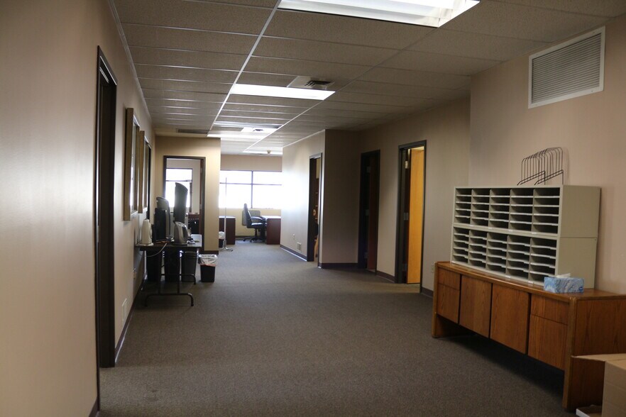 More Photos Of 801 S Durkin Dr, Springfield Office For Sale