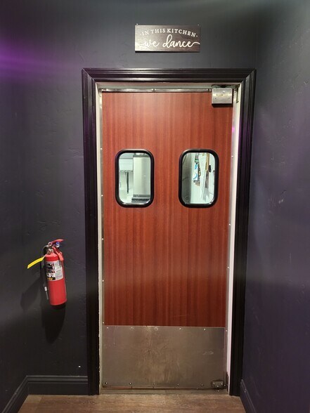 More Photos Of 251-253 Main St, Placerville Restaurant For Sale