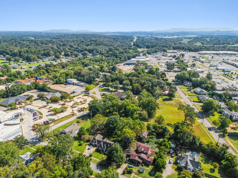 More Photos Of 717 Stone Ave, Talladega Medical For Sale