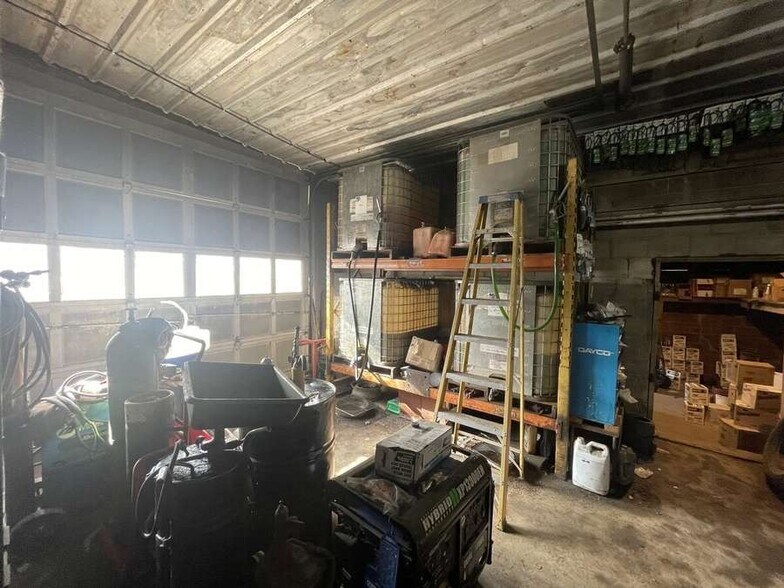 More Photos Of 402 E Main St, Chambers Service Station For Sale