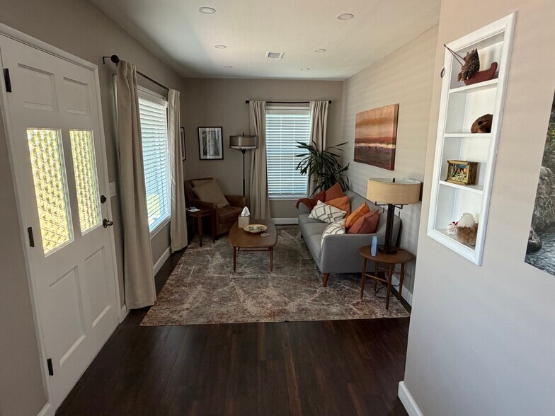 More Photos Of 624 W Chapman Ave, Orange Medical For Sale