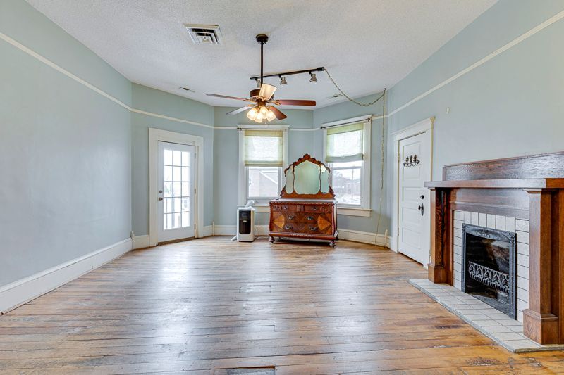 More Photos Of 201 E College St, Simpsonville Freestanding For Sale