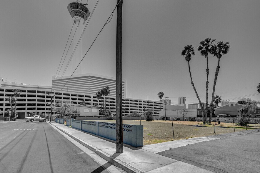 More Photos Of 227 W Saint Louis Ave, Las Vegas Land For Sale