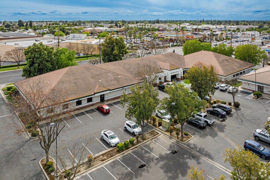 More Photos Of 1750 W Walnut Ave, Visalia Medical For Sale