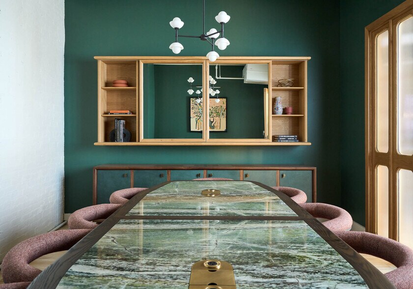 More Photos Of 134 Charles St, New York Office For Sale