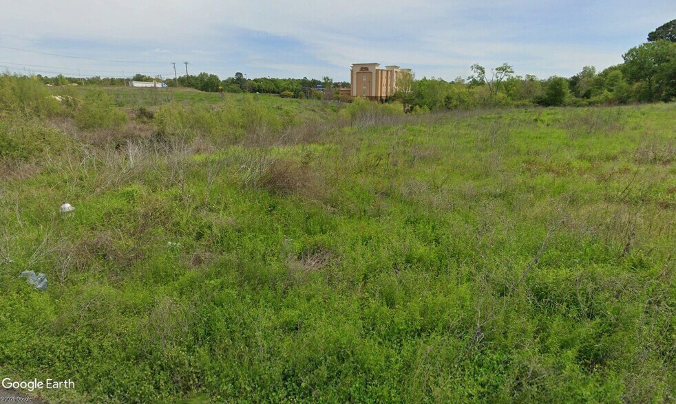 More Photos Of 2800 S Loop 256, Palestine Land For Sale