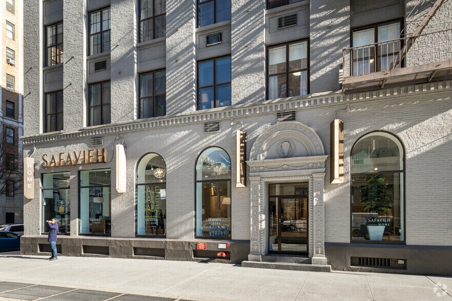 More Photos Of 97 7th Ave, New York Apartments For Lease