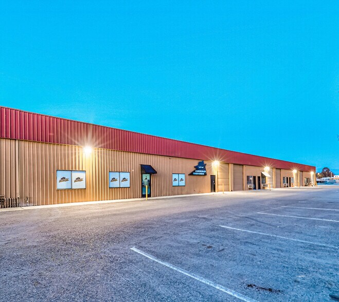 More Photos Of 3624 Buck Owens Blvd, Bakersfield Light Manufacturing For Lease