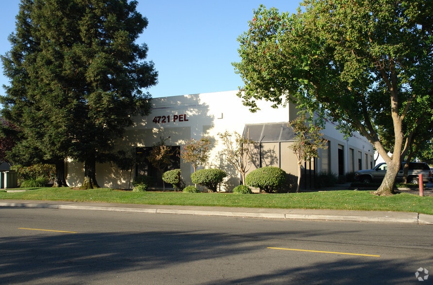 Primary Photo Of 4721 Pell Dr, Sacramento Flex For Lease