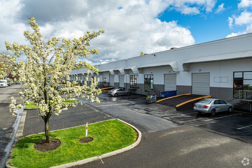 More Photos Of 710-1040 Thomas Ave SW, Renton Warehouse For Lease