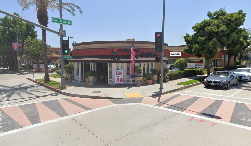 More Photos Of 319 S Arroyo Pky, Pasadena Unknown For Lease