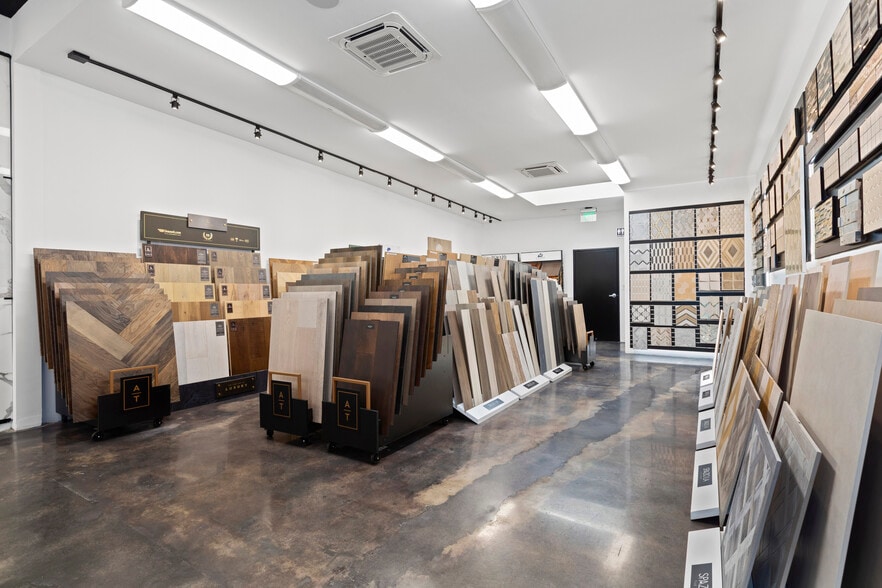 More Photos Of 10620 Magnolia Blvd, North Hollywood Storefront Retail Office For Sale