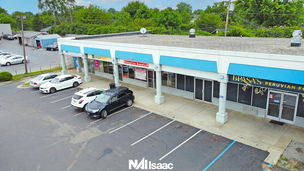 More Photos Of 565 E New Circle Rd, Lexington Storefront Retail Office For Lease