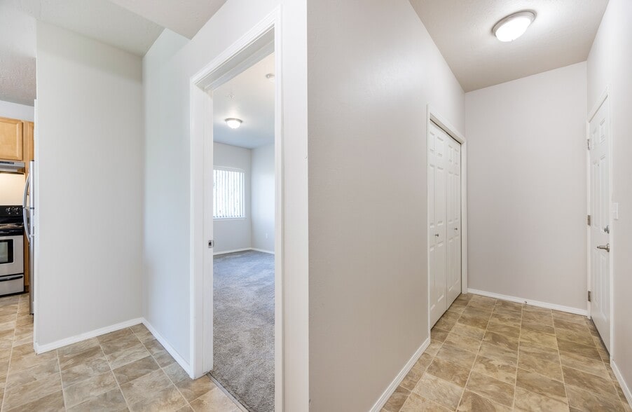 More Photos Of 155 N California St, Missoula Apartments For Sale