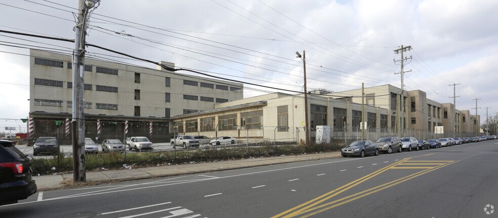 More Photos Of 2900 S 20th St, Philadelphia Light Manufacturing For Sale
