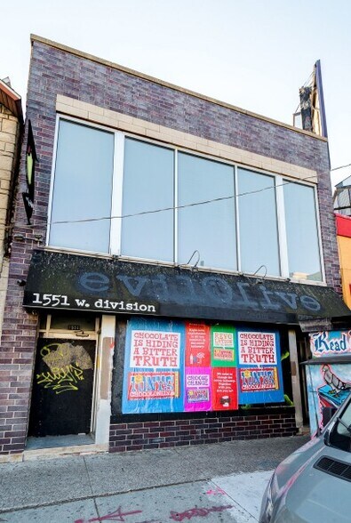 More Photos Of 1551 W Division St, Chicago General Retail For Sale