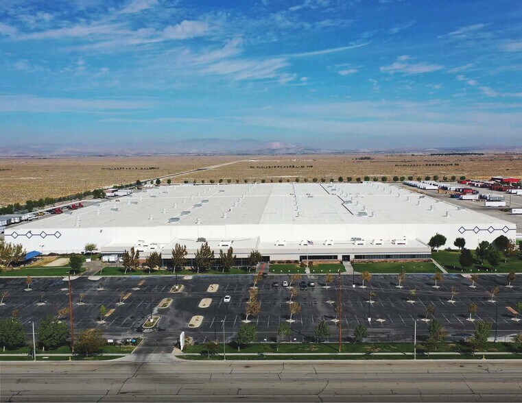 Primary Photo Of 2801 W Avenue H, Lancaster Distribution For Lease