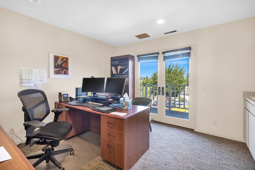 More Photos Of 270 El Dorado St, Monterey Medical For Lease