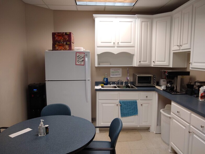 More Photos Of 4295 Jodeco Rd, McDonough Office For Sale