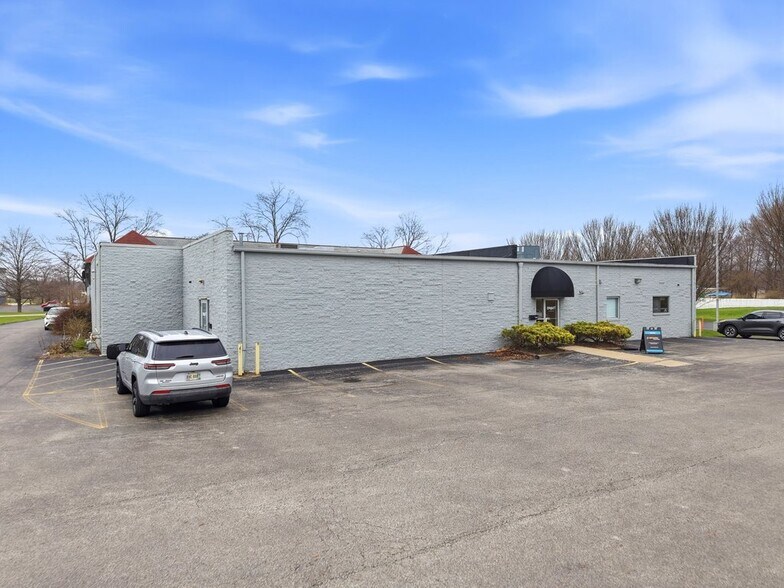 More Photos Of 81-87 Springside Dr, Akron Storefront Retail Office For Lease