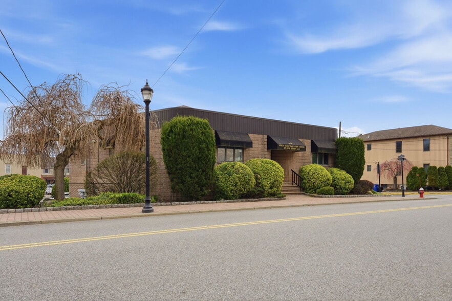 More Photos Of 415 Totowa Rd, Totowa Medical For Sale