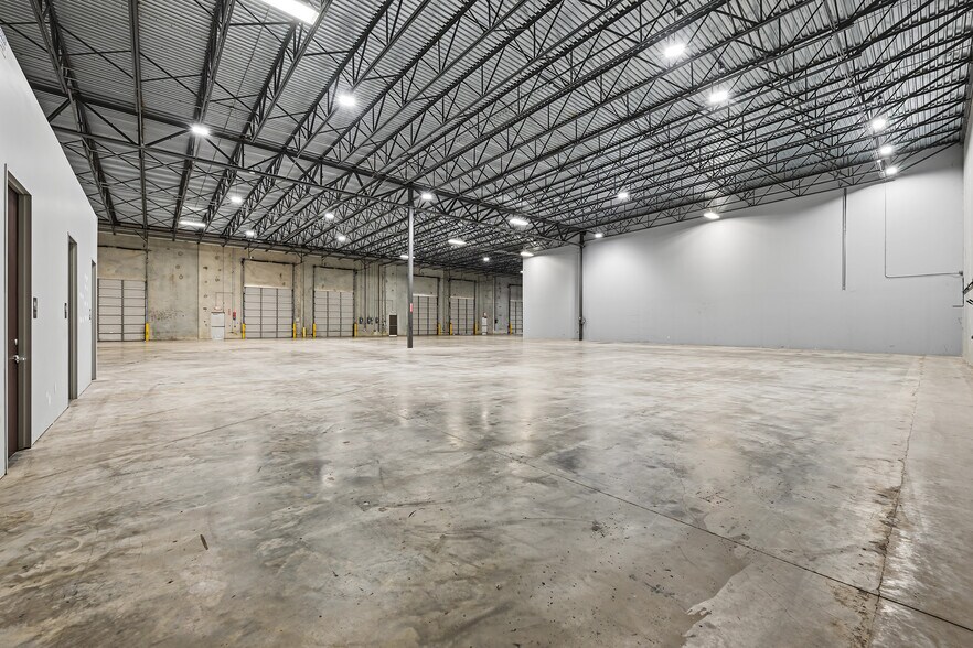 More Photos Of 10845 Strang Rd, La Porte Warehouse For Lease