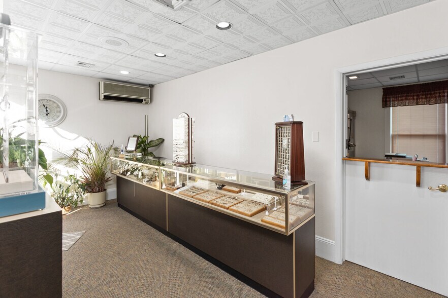 More Photos Of 173 N Main St, Milltown Storefront Retail Residential For Sale