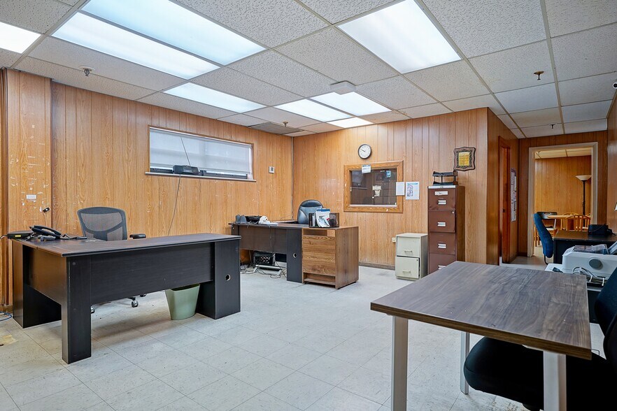 More Photos Of 7200 NW 1st Ave, Miami Distribution For Lease