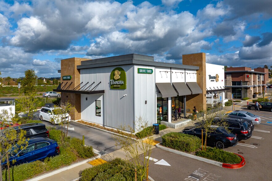 More Photos Of 455 Hacienda Dr, Vista Restaurant For Sale