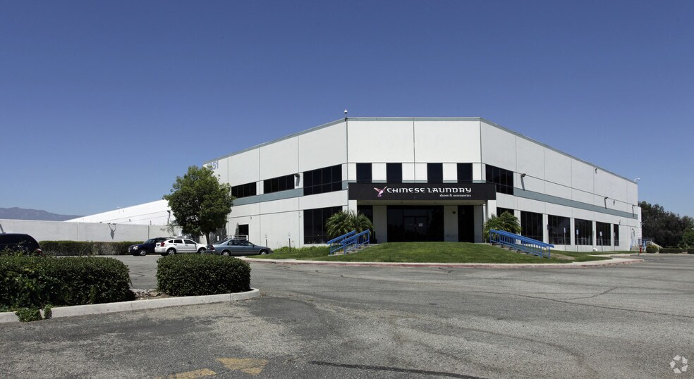 More Photos Of 1251 S Rockefeller Ave, Ontario Warehouse For Lease