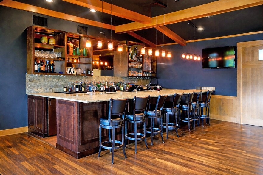 More Photos Of 9400 US-19 W, Bryson City Hotel For Sale