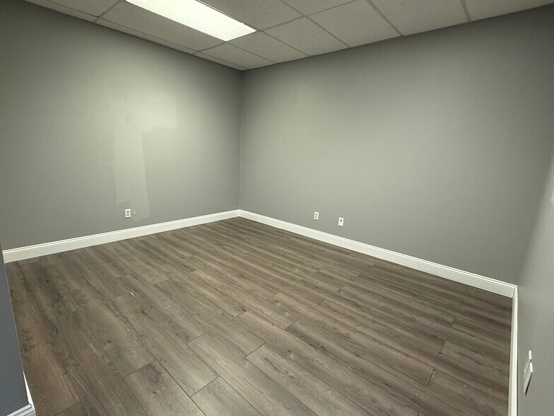 More Photos Of 24700 Center Ridge Rd, Westlake Medical For Sale