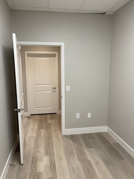 More Photos Of 26022 Cape Dr, Laguna Niguel Light Manufacturing For Lease