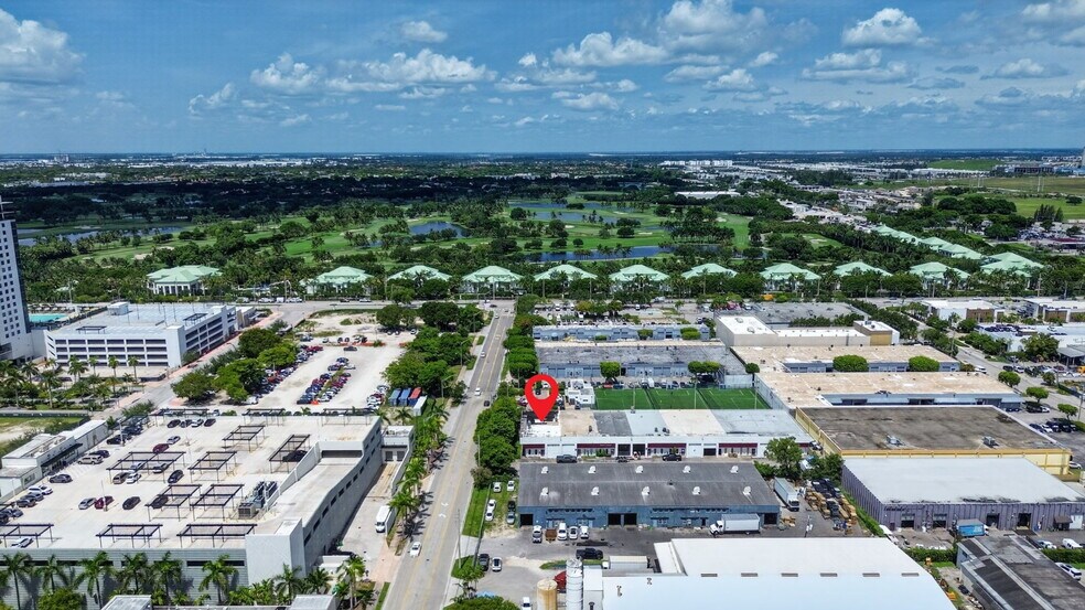 More Photos Of 8485-8499 NW 54th St, Miami Warehouse For Sale