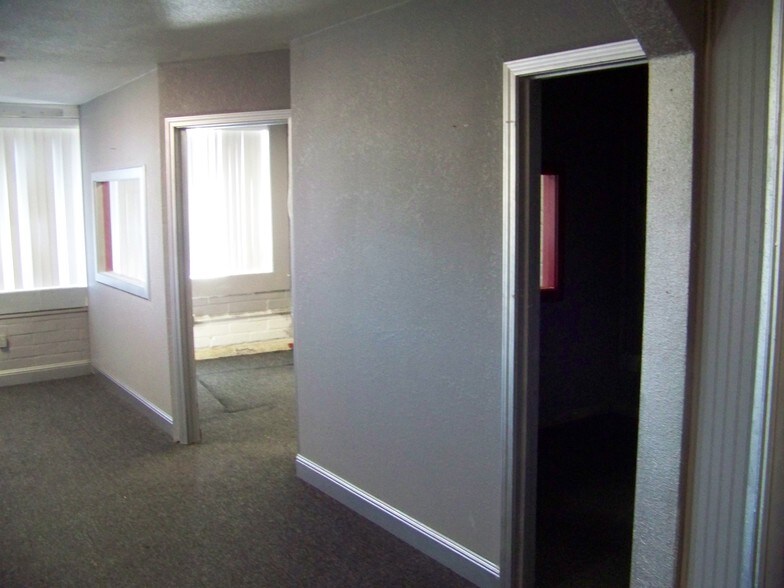 More Photos Of 417 7th St, Modesto Warehouse For Lease