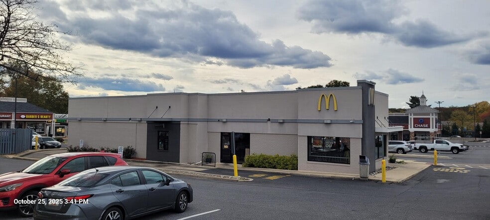 More Photos Of 7200 Muncaster Mill Rd, Rockville Unknown For Lease