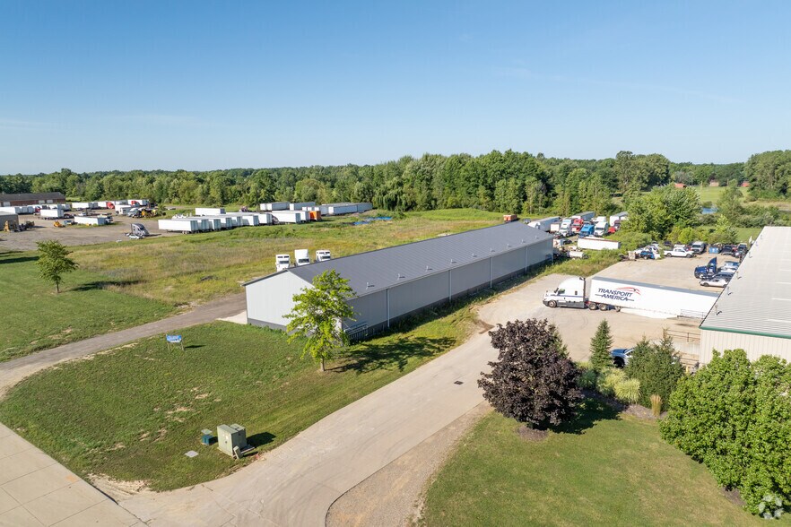 More Photos Of 12340 Eaton Commerce Pky, Columbia Station Office For Lease