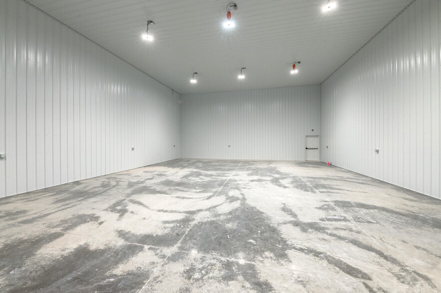 More Photos Of 1700 Grafton Rd, Morgantown Industrial For Lease