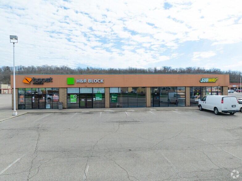 More Photos Of 2250-2600 Dixie Hwy, Hamilton Unknown For Lease