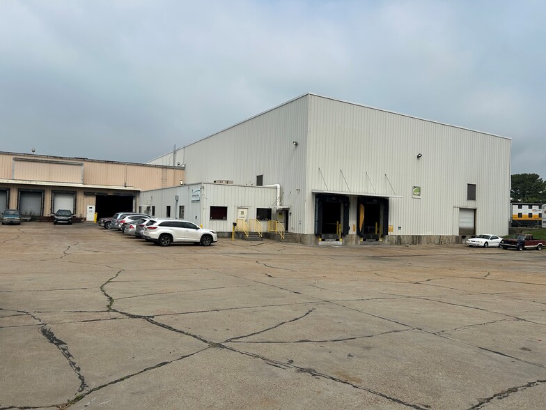 Primary Photo Of 1325 Boling St, Jackson Distribution For Lease