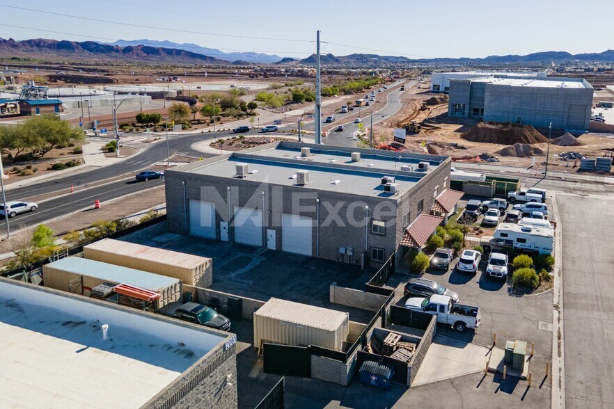 More Photos Of 2063 Pabco Rd, Henderson Warehouse For Sale