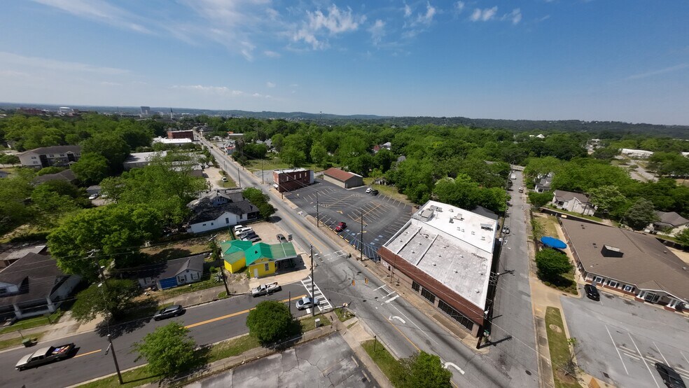 More Photos Of 2621 Hamilton Rd, Columbus Restaurant For Sale