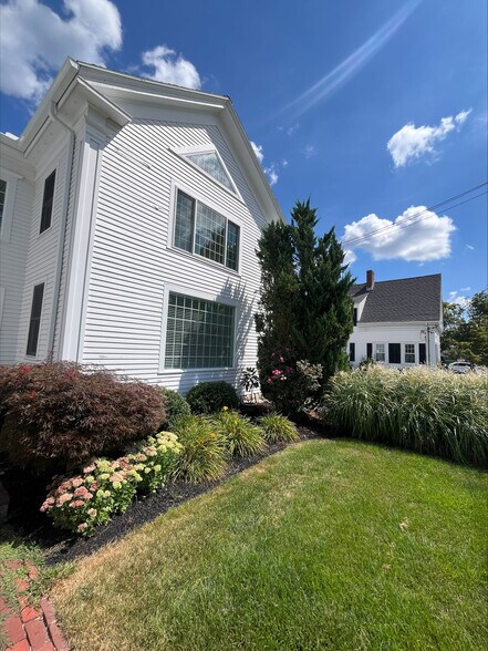 More Photos Of 683 Main St, Norwell Loft Creative Space For Lease