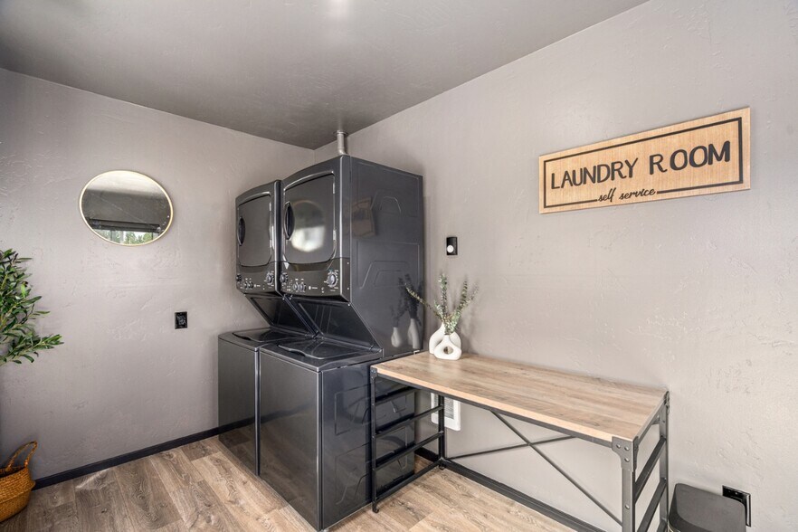 More Photos Of 219 E Coeur D Alene Lake Dr, Coeur d'Alene Apartments For Sale