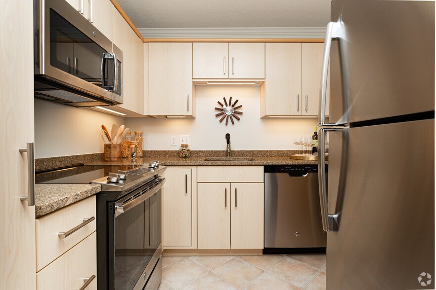 More Photos Of 221 Massachusetts Ave, Boston Apartments For Lease