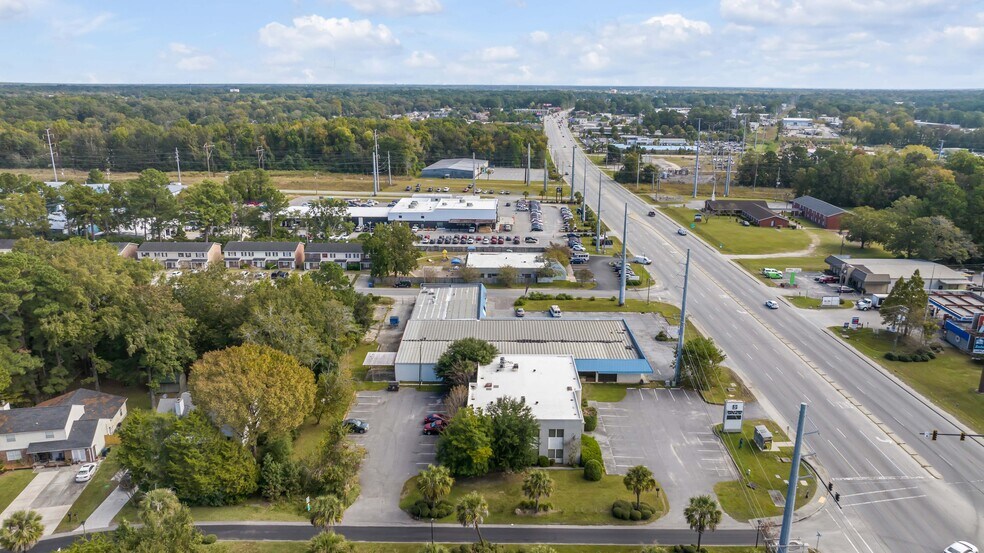 More Photos Of 3614 Ashley Phosphate Rd, Charleston Office For Sale
